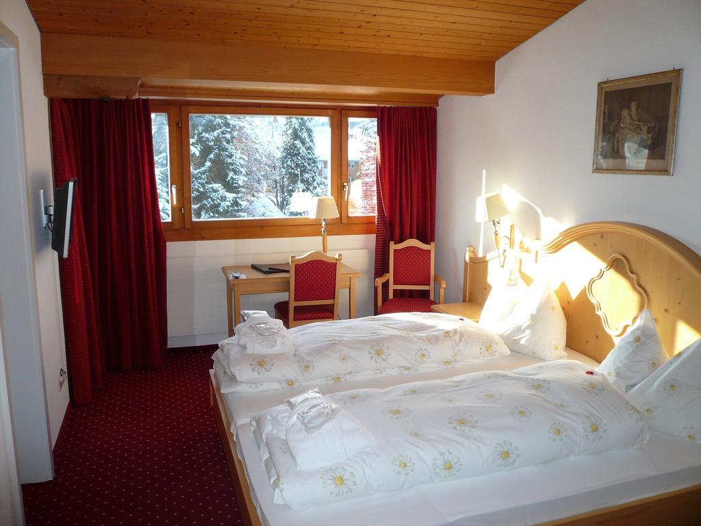 Hotel Cresta Flims Room photo